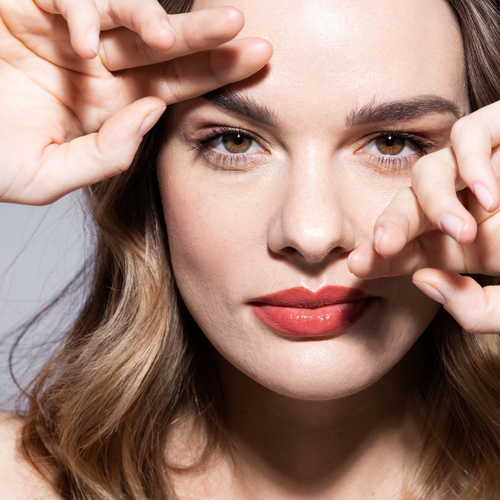 Nourishing Sheer Lipstick Charmberry