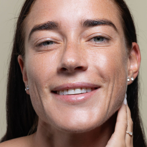 Illuminating Face Primer Comet Tail