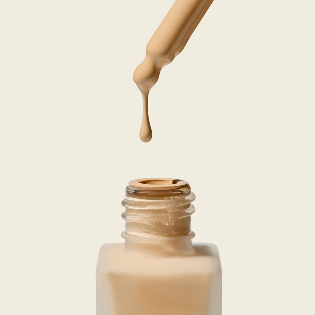 Mineral serum foundation (685 Desolate Shore)