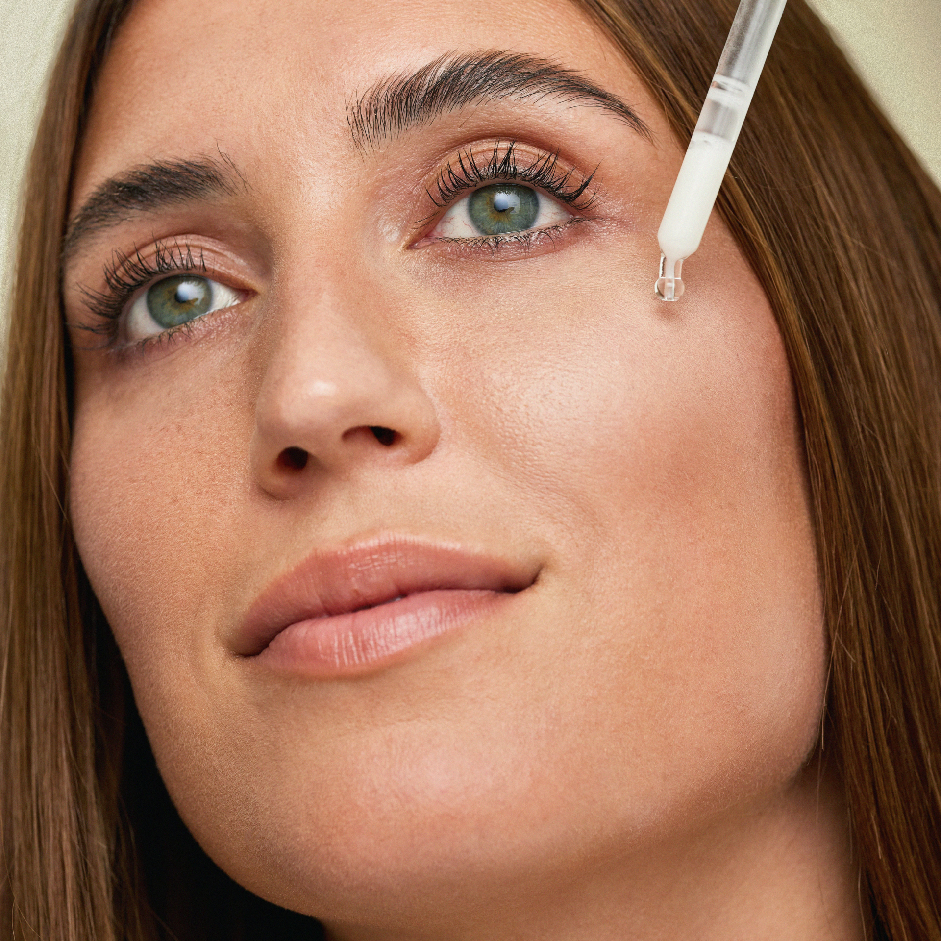 Naked Glow Boosting Face Serum