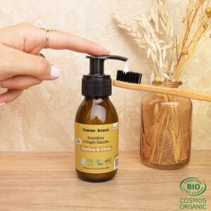 Dentifrice en pâte au charbon végétal et citron