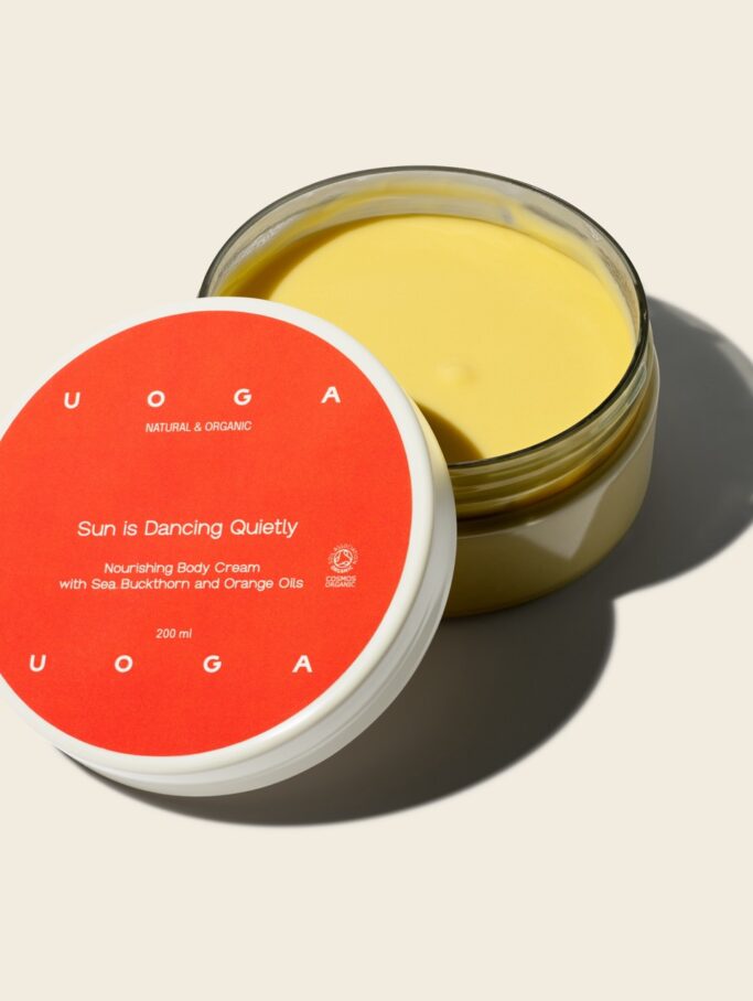 Body Cream Sun Is Dancing Quietly